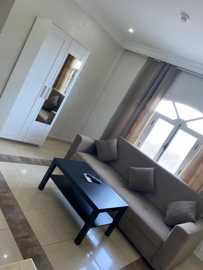 Amwaj Hotel Эль-Джадида Экстерьер фото